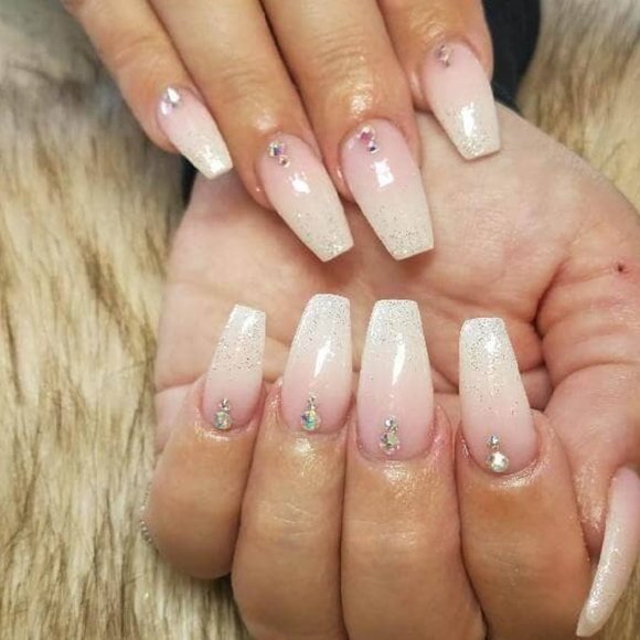 Diamond Crystal Nail Art Glitter Flakes - Picture 2 of 4